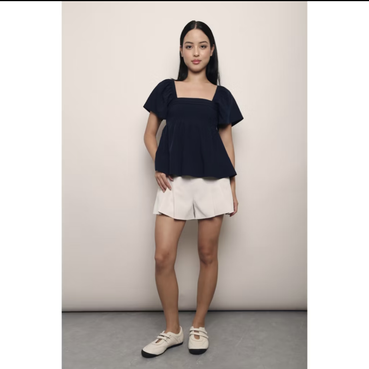 HOLLYHOQUE COCO PLEAT BABYDOLL TOP NAVY