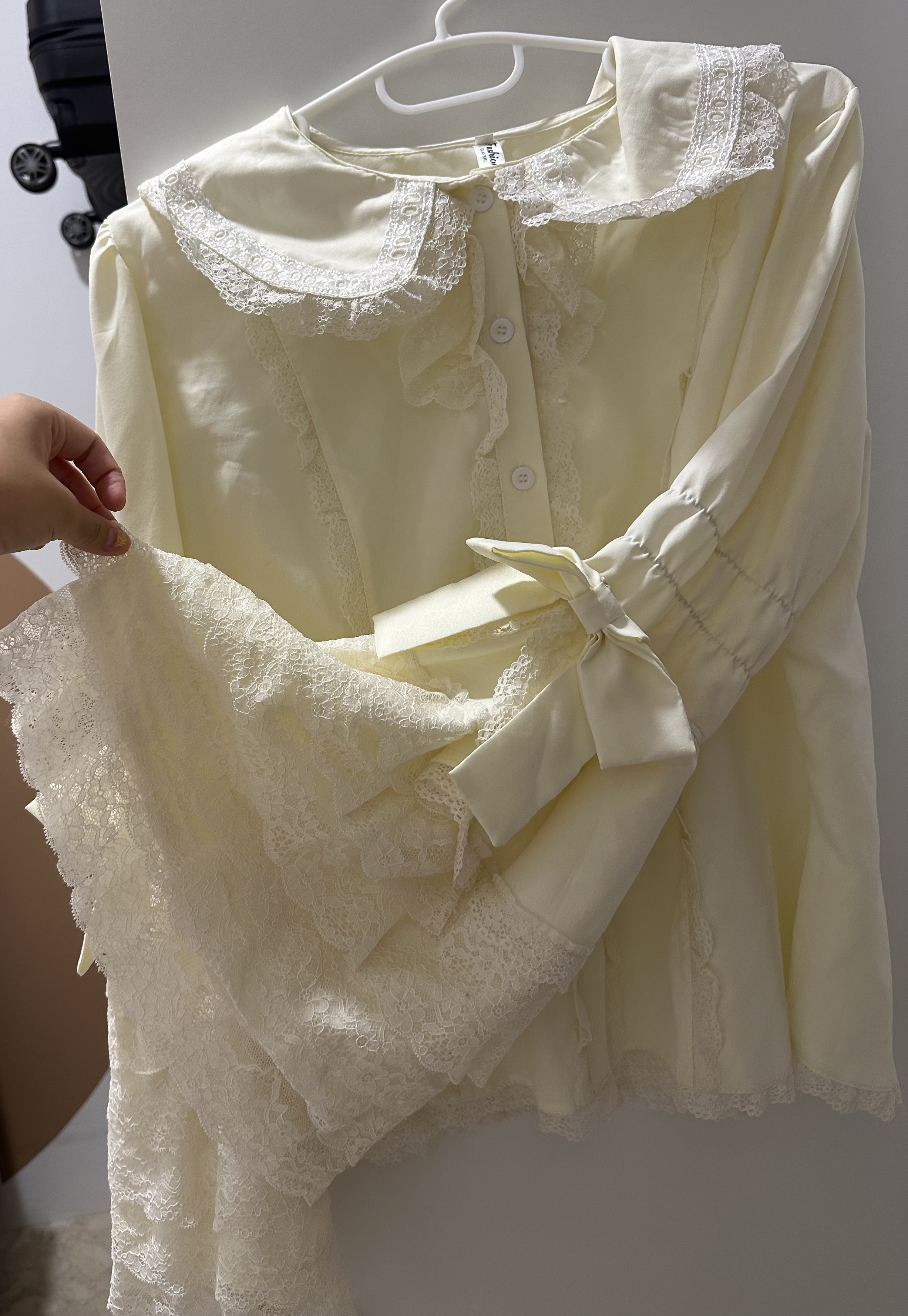 Lolita EGL Cream Princess Blouse - Photo 3