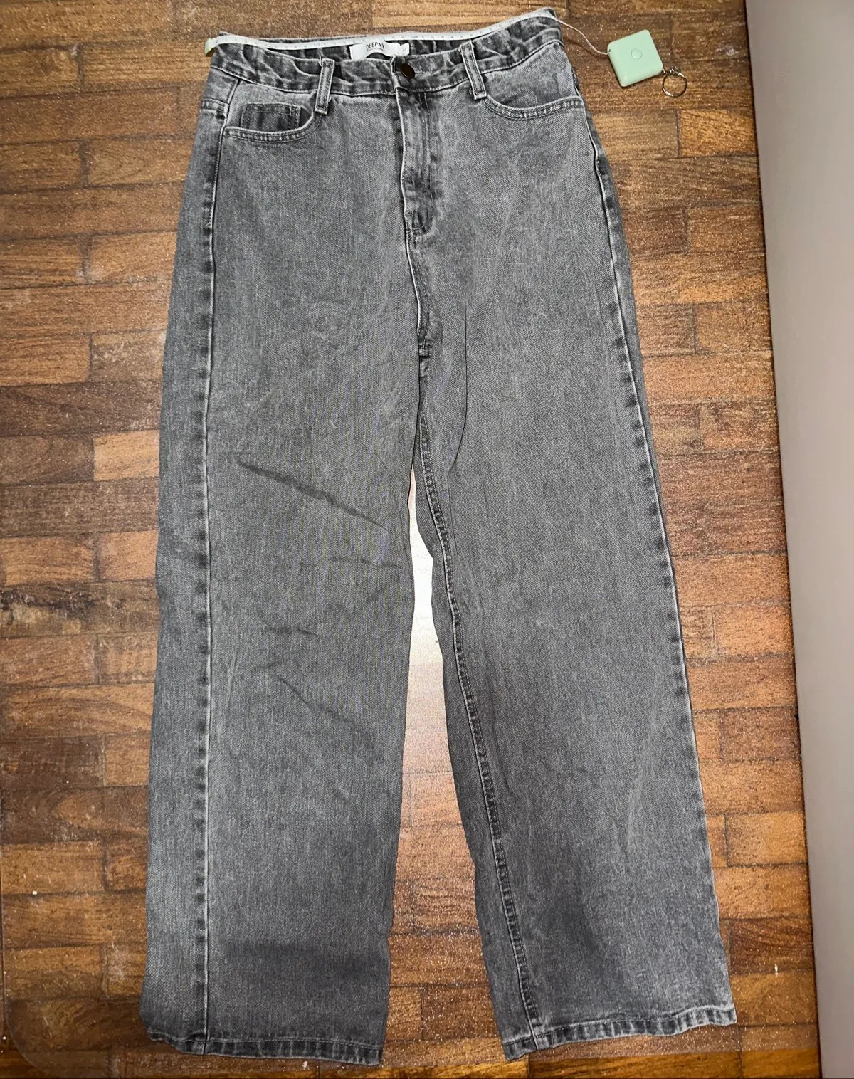Vintage Grey High-Waisted Jeans