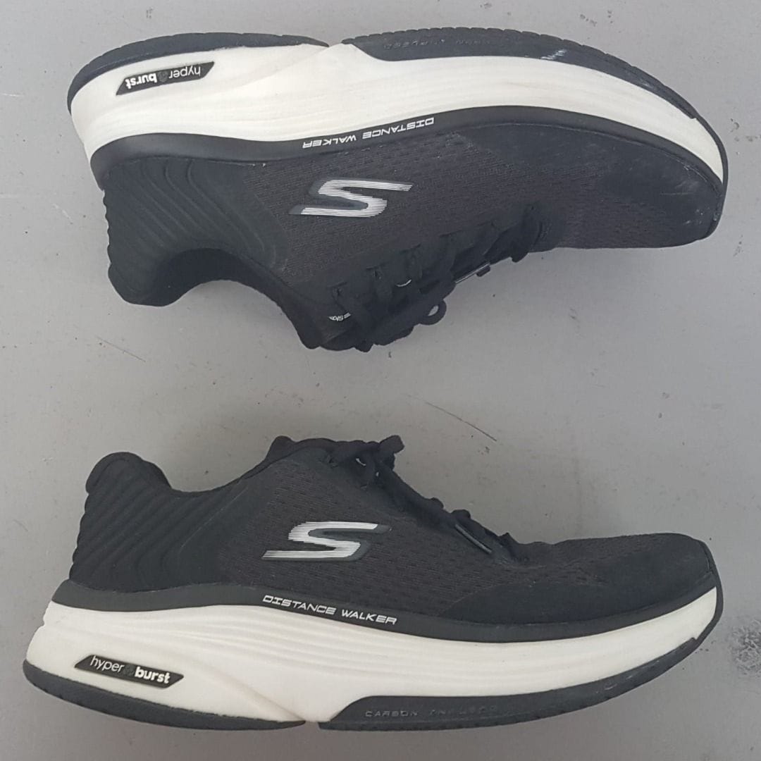 Skechers Go Walk Distance Walker Sneakers - Sleek & Comfy Vibes - Photo 2