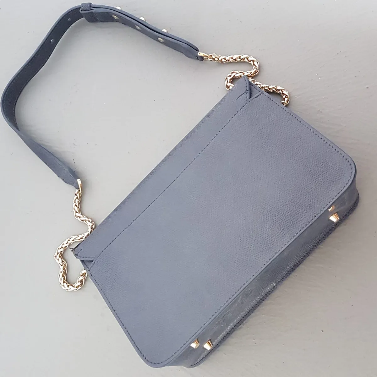 FURLA Original Furla Designer Bag, Metropolis Leather Shoulder Bag, Mini Crossbody, Cool Avio Scuro / Slate Grey-Blue, Cosmopolitan, Haute Couture, Luxury Bag, Urban Style, Pop Culture, Sophistication, Timeless Appeal, Cult Street Fashion, Everyday Bag, Made in ITALY - Photo 3