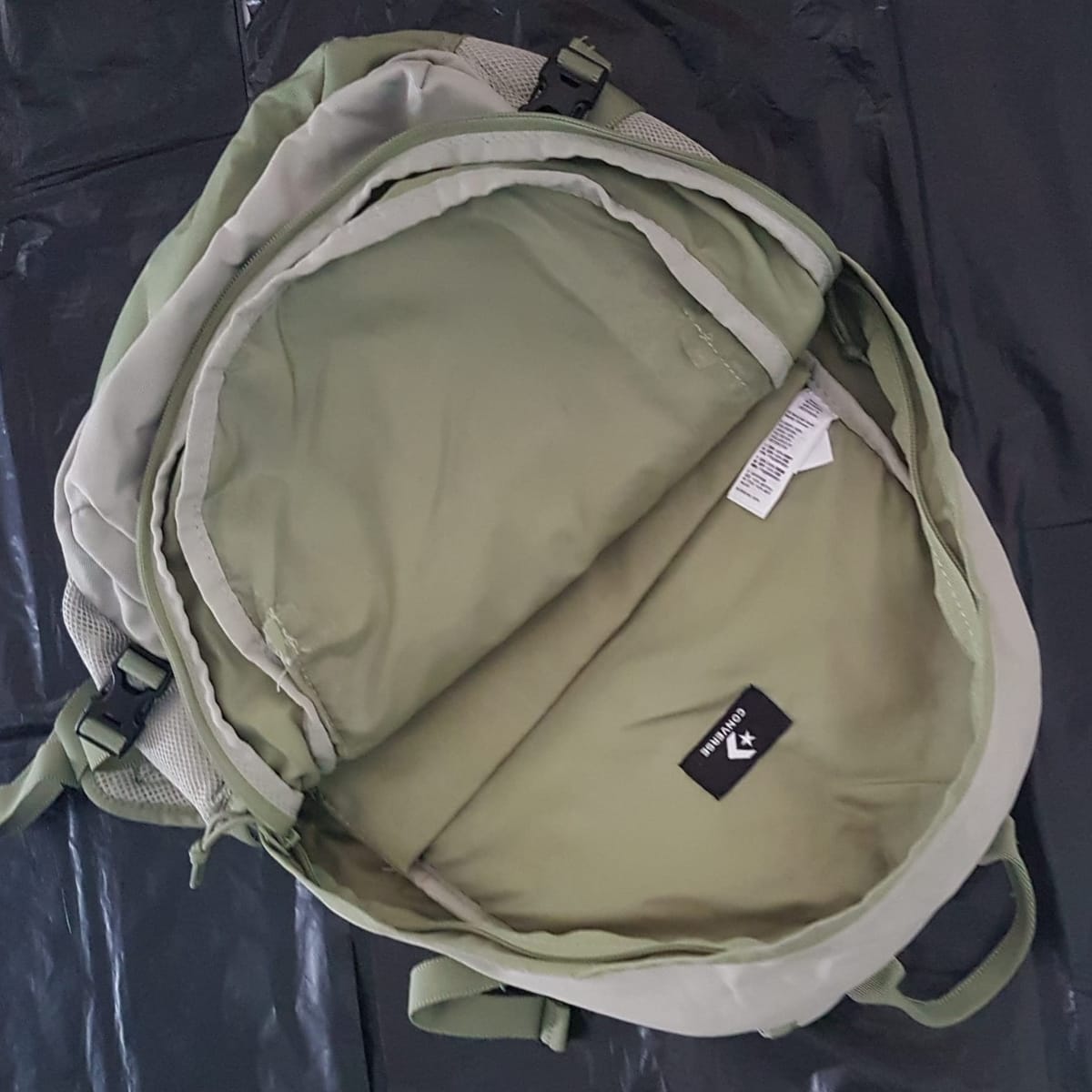 CONVERSE Retro CONVERSE Straight Edge Backpack USA, Chuck Taylor Model, Olive Green Rucksack, Cool Haversack, Tactical Bag, Urban Style, Cosmopolitan, Travel Pack, Continental, Sleek Design, Backpackers, Sophistication, Laptop Bag, Streetwise, Roadster - Photo 6