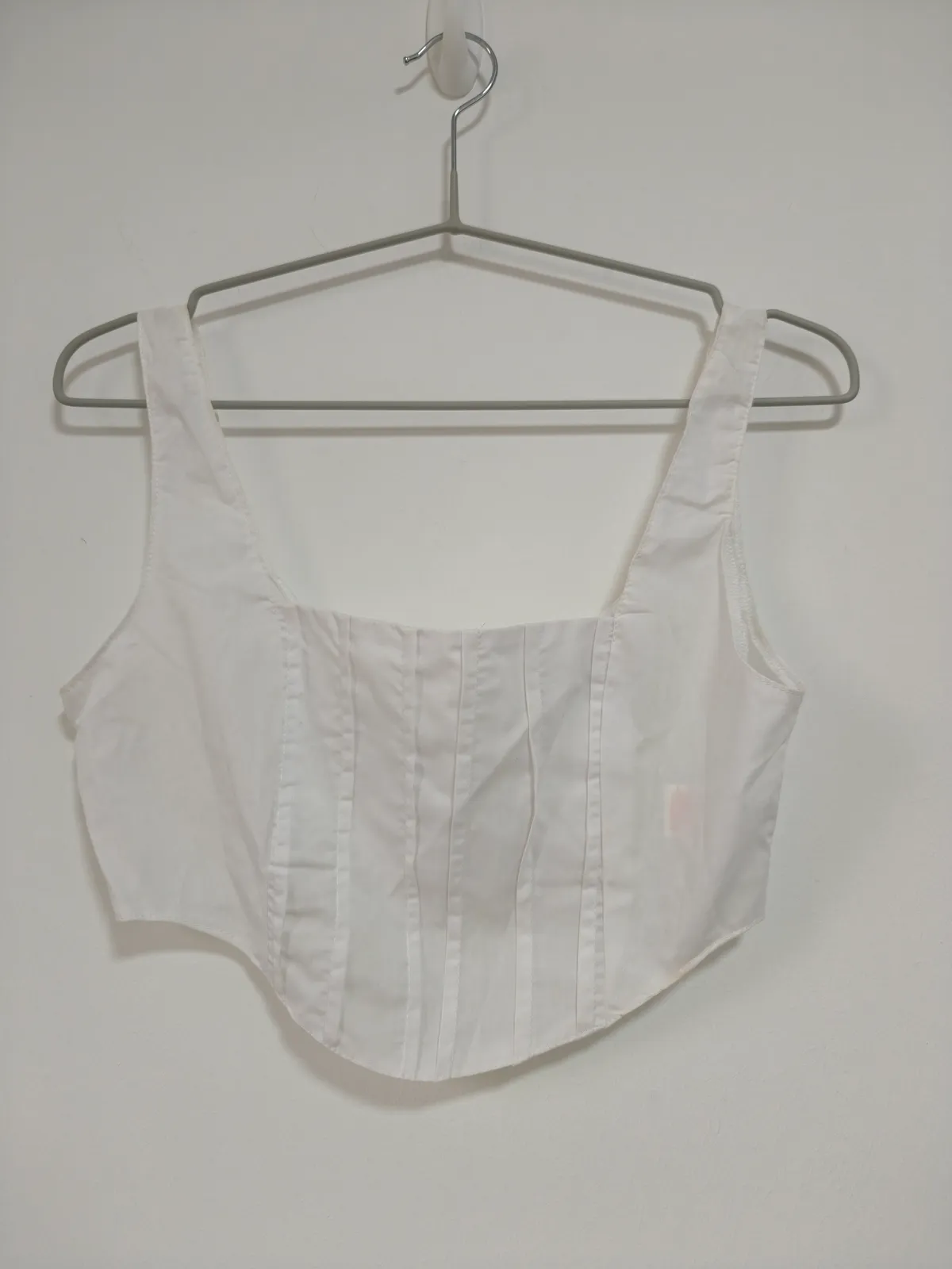Prettylittlething Chic White Crop Top