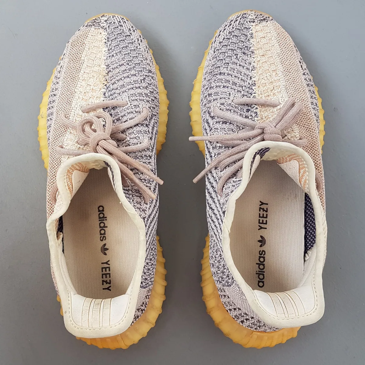Adidas Original Adidas Yeezy Boost 350 V2 Ash Pearl Shoes, Exclusive Yeezy X Adidas Sneakers, Cosmopolitan, US 9.5, UK 9, FR 43 1/3, JP 275, Iconic Kanye West Model, Luxury Living, Pop Culture, Hip Hop, Rock Star, Sophistication, Streetwise, Everyday Fashion - Photo 3