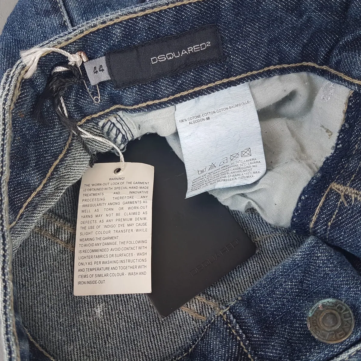 Dsquared² Retro Dsquared² Denim Jeans, Made in ITALY, Exquisite D2 Bootcut Jeans, Dsquared² Patchwork, Size 30 Bottoms, Haute Couture, New with Tag, Cosmopolitan, Designer Wear, Sophistication, Vintage Pants, Timeless Classic, Luxury Living, Cult Street Fashion - Photo 2