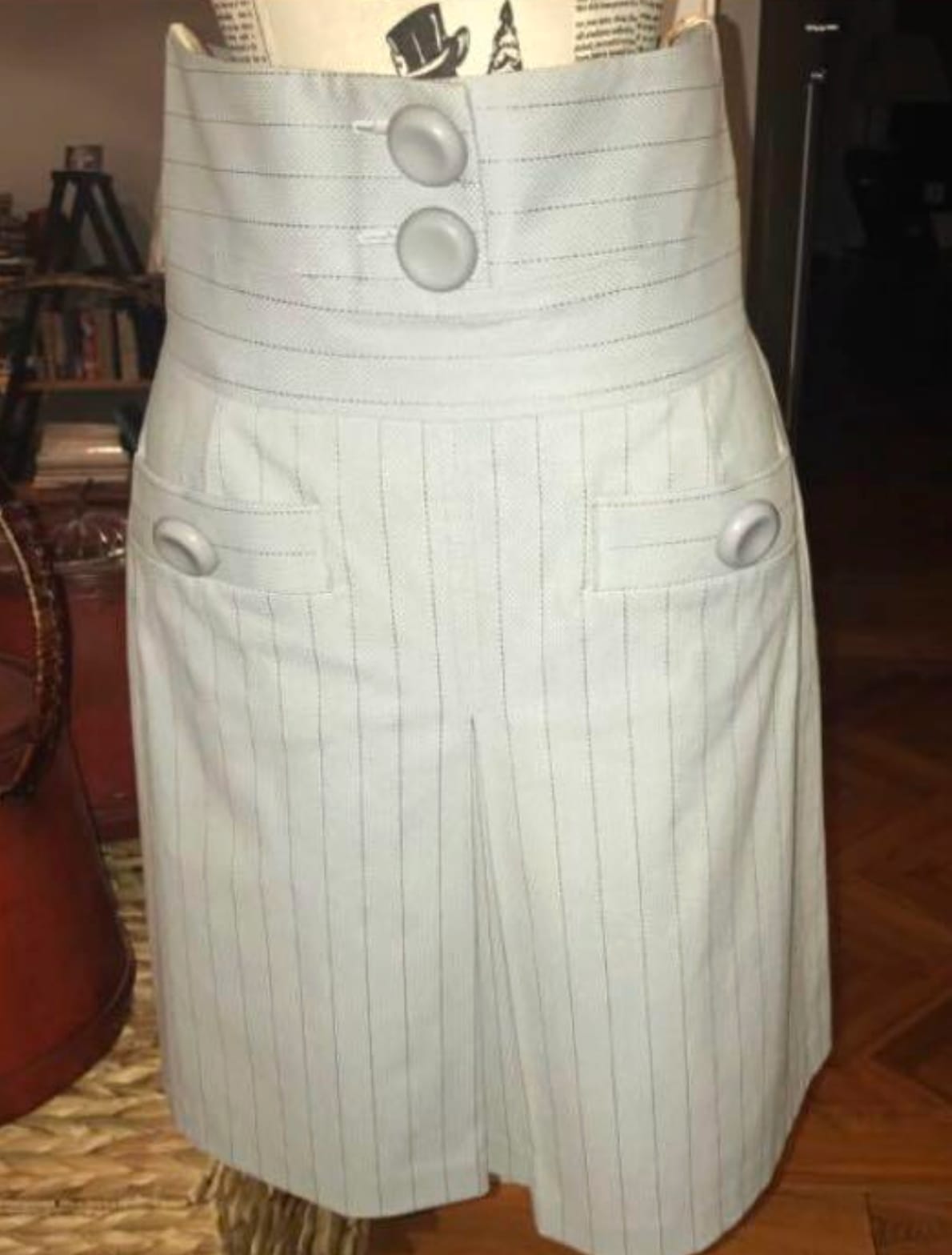 Chic High-Waist Pinstripe Skirt