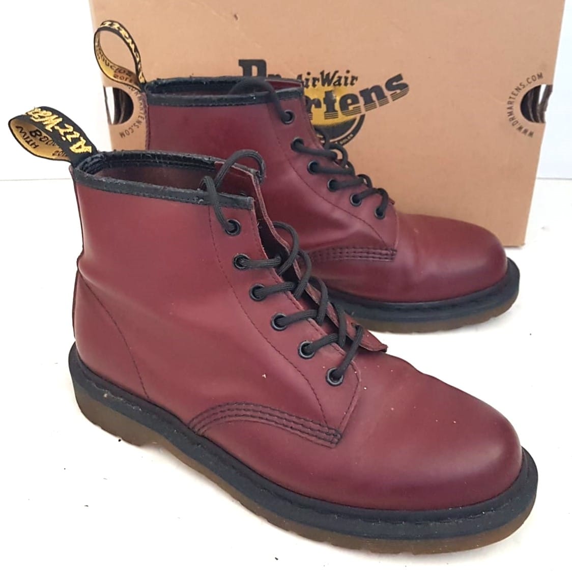 Vintage Dr. Martens 1460 Cherry Red Smooth Leather Lace Up Boots, US 9, UK 8, EU 42, Cosmopolitan, Doc Martens AirWair Model, Air Cushion Sole, Luxury Lifestyle, Timeless Classic, Nostalgic Appeal, Pop Culture, Hip Hop, Rock Star, Urban Style