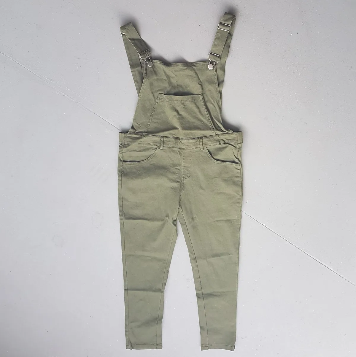 Vintage Jumpsuit, Retro Overall Pants, Rare Olive Green Coverall, Size 36, Classic Bootcut, Cool Cowboy Design, Cosmopolitan, Western, American Icon, Pop Culture, Hip Hop, Rock Star, Timeless Appeal, Sophistication, Urban Style, Cult Street Fashion - Photo 4