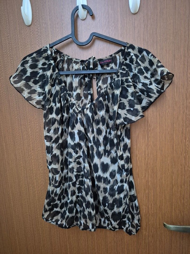 Chic Miss Selfridge Leopard Print Top