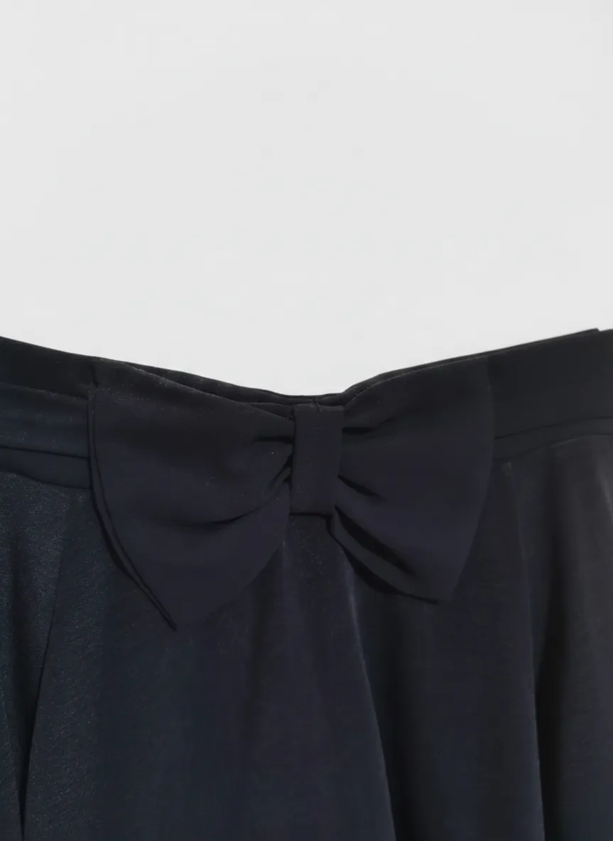H&M H&M Women Front Ribbon Bow Back Zip Flare Skirt - Photo 3