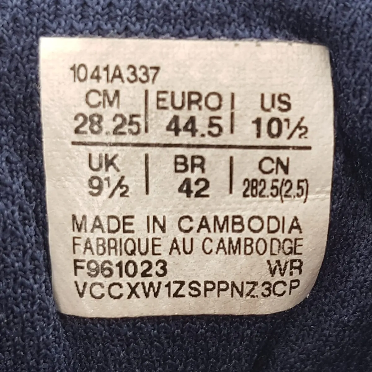 ASICS Original ASICS Designer Shoes, GEL-GAME 9 Blue & White Model, UK 9.5, US 10.5, EUR 44.5, CM 28.25, Tennis, Gym, Court Sneakers, Cosmopolitan, Roadster, Sophistication, Streetwise, Urban Style, Pop Culture, Cult Street Fashion, Everyday Shoes - Photo 6