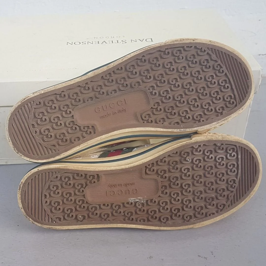 Luxury GUCCI Tennis 1977 Sneakers, made in ITALY, Size 37, Cool GUCCI Monogram, Retro Off-White Low-Cut Shoes, GUCCI Red & Dark Green Colors - Photo 9