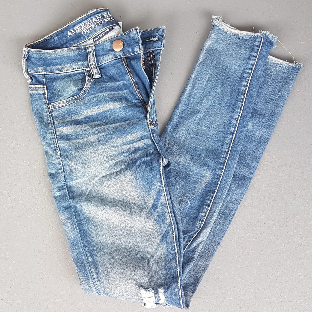 American Eagle Outfitters Original American Eagle Outfitters Denim Jeans, Hi-Rise Jegging, Super Super Stretch, US 0, UK 4, EU 32, AEO SA TEEN, Cool Distressed Bottoms, Bootcut, Destroyed Knees Model, Sophistication, Pop Culture, Hip Hop, Rock Star, Timeless Classic, Urban Style - Photo 5