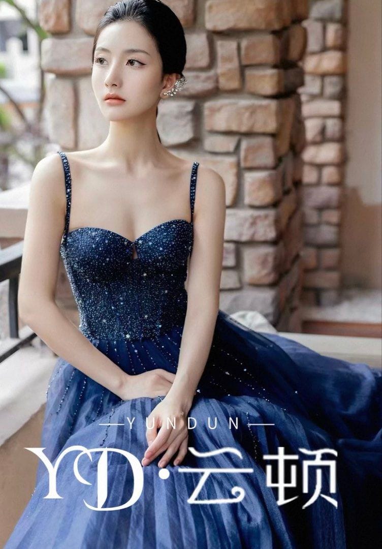 Sparkly navy bridesmaid dress - glam vibes!