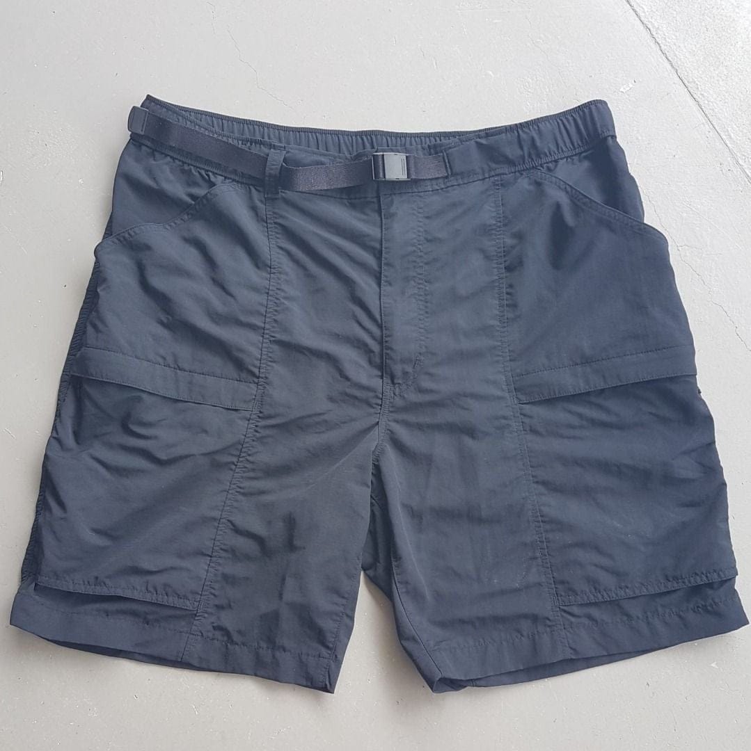 UNIQLO Tactical Black Shorts (XL) - Chill & Sleek Vibes - Photo 3