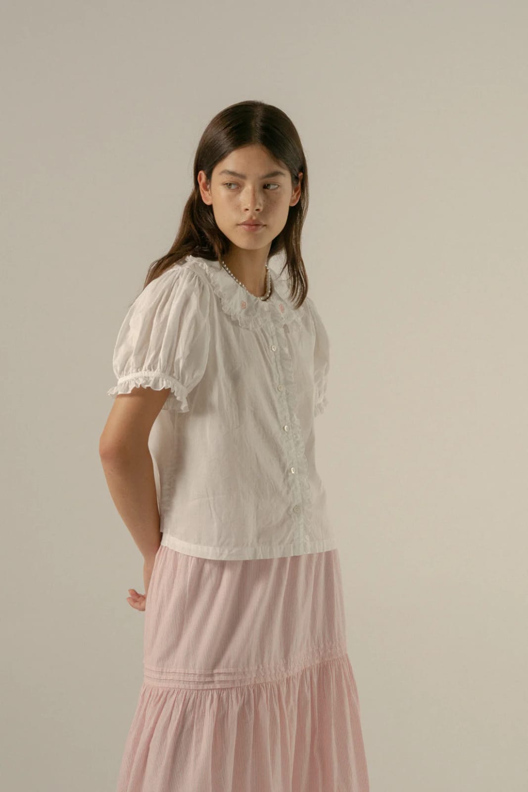 Oak Meadow Billie Blouse in White - Photo 2