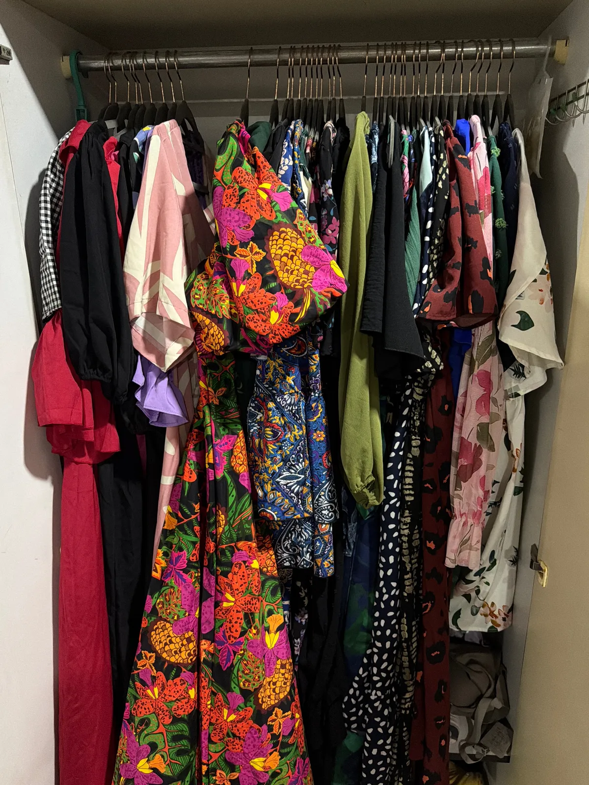 Bulk Clothes 70/80 pieces