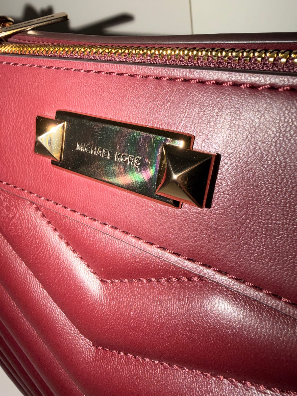 Michael Kors Chic Michael Kors Quilted Shoulder Bag - Burgundy Vibes - Photo 2