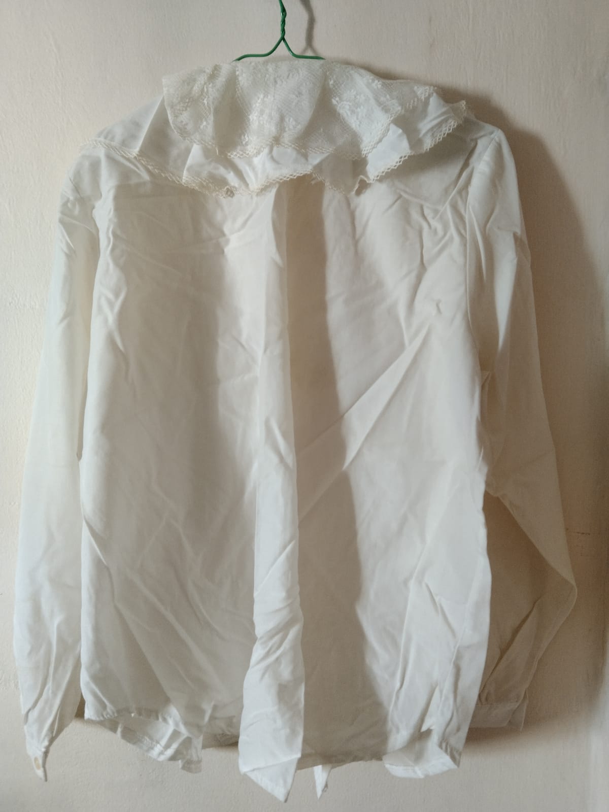 Vintage White Ruffled Lace Blouse