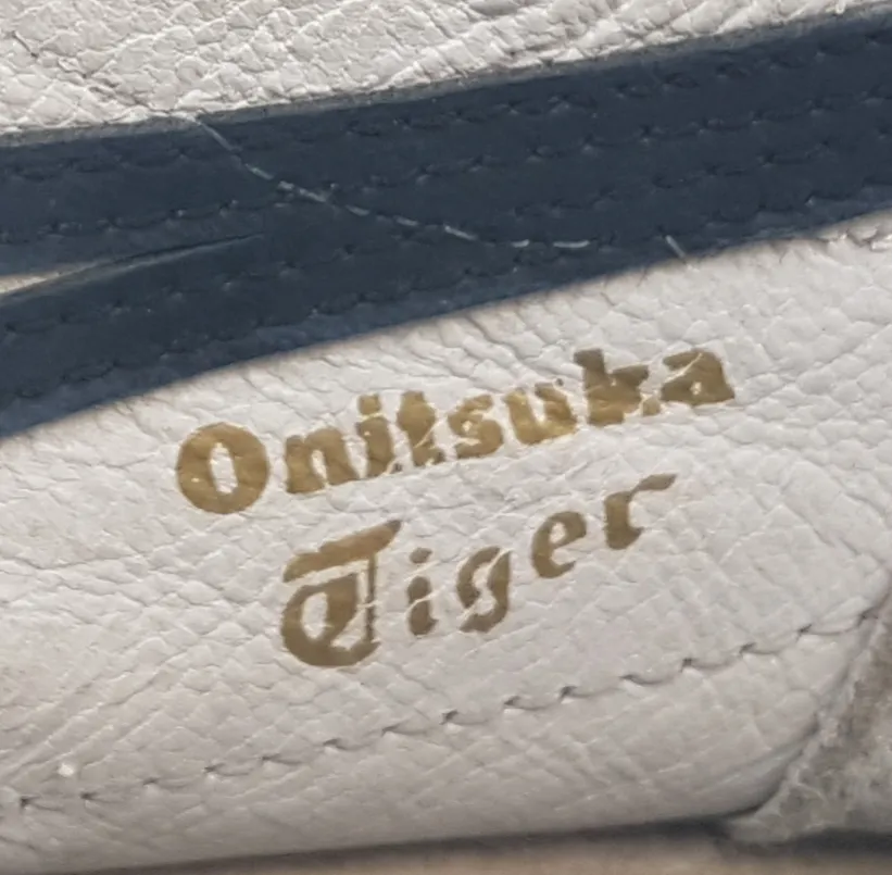 Onitsuka Tiger Onitsuka Tiger Sneakers, RUNSPARK Model, US 7.5, EU 40.5, CM 25.5, Low Top Shoes in White Cream, Blue Onitsuka Tiger Stripes, JAPAN, Cosmopolitan, Cult Street Fashion, Everyday Footwear, Pop Culture, Sophistication, Streetwise, Roadster - Photo 3