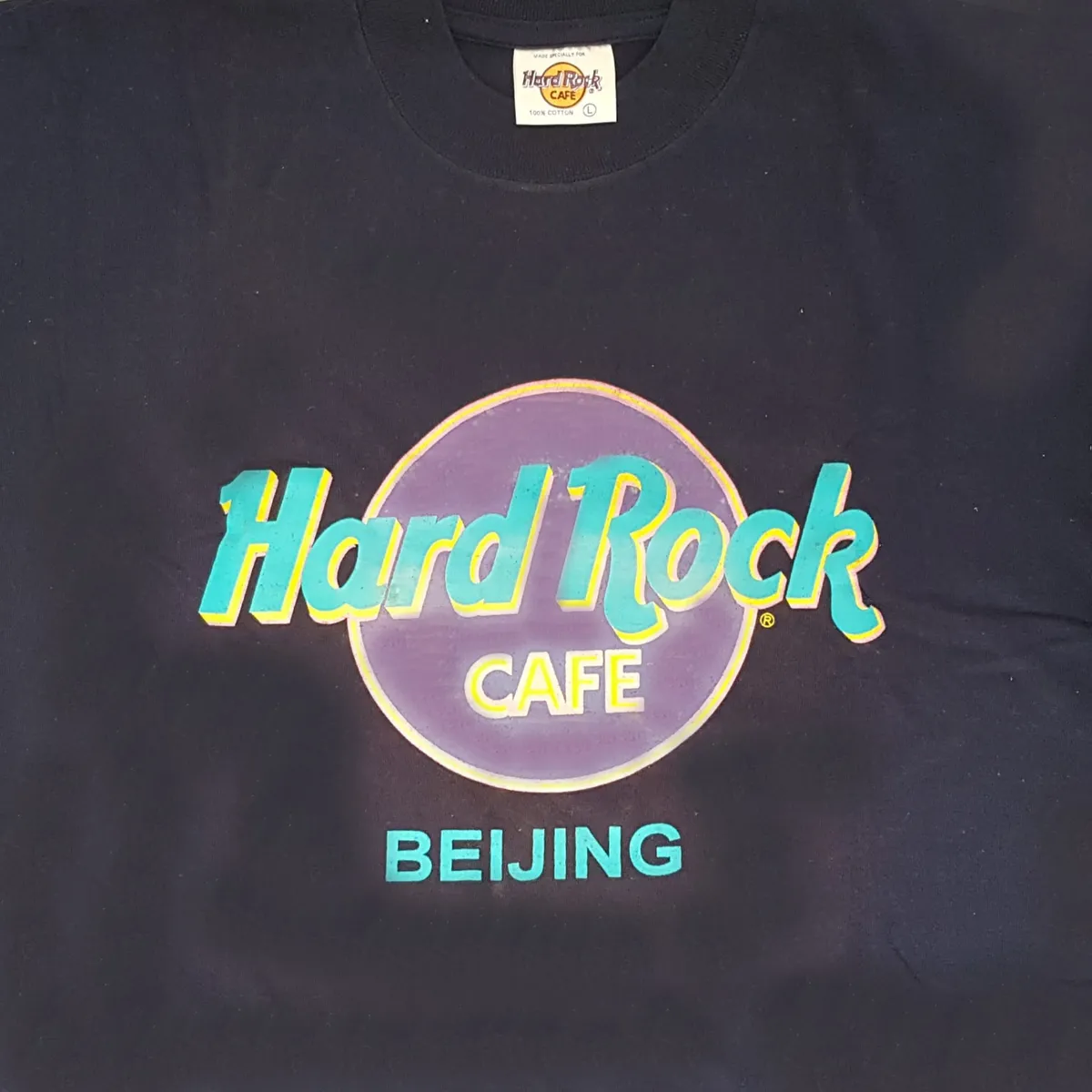Hard Rock Cafe Original Hard Rock Cafe BEIJING "Save the Planet" T-Shirt, Navy Blue Tee, LARGE Crewneck Top, Vintage Hard Rock Graphic Shirt, Cosmopolitan, Urban Style, Timeless Appeal, Sophistication, Pop Culture, Hip Hop, Rock Star, Cult Street Fashion, Souvenir - Photo 2
