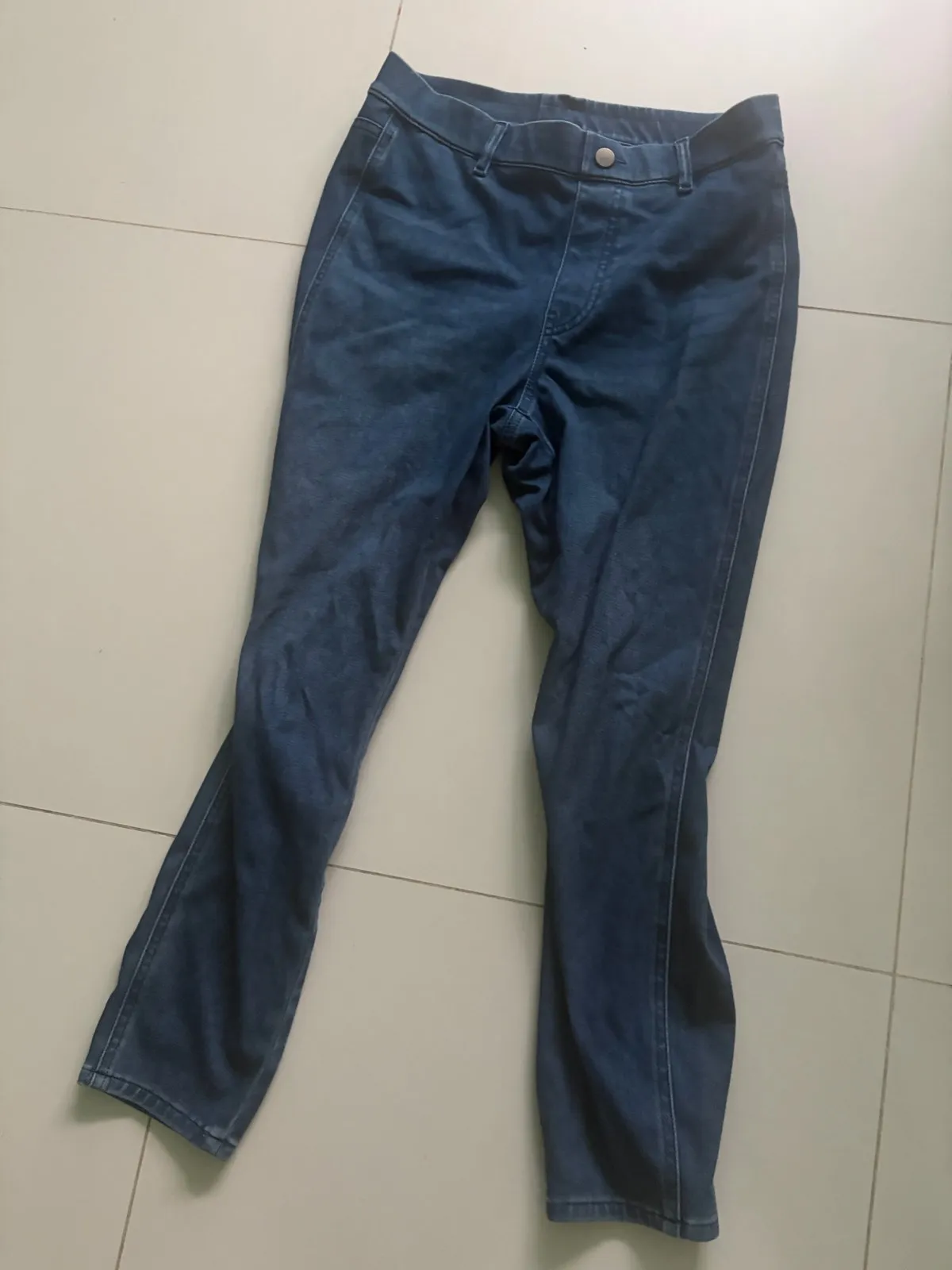 UNIQLO UNIQLO Dark Blue Jeans - Photo 2