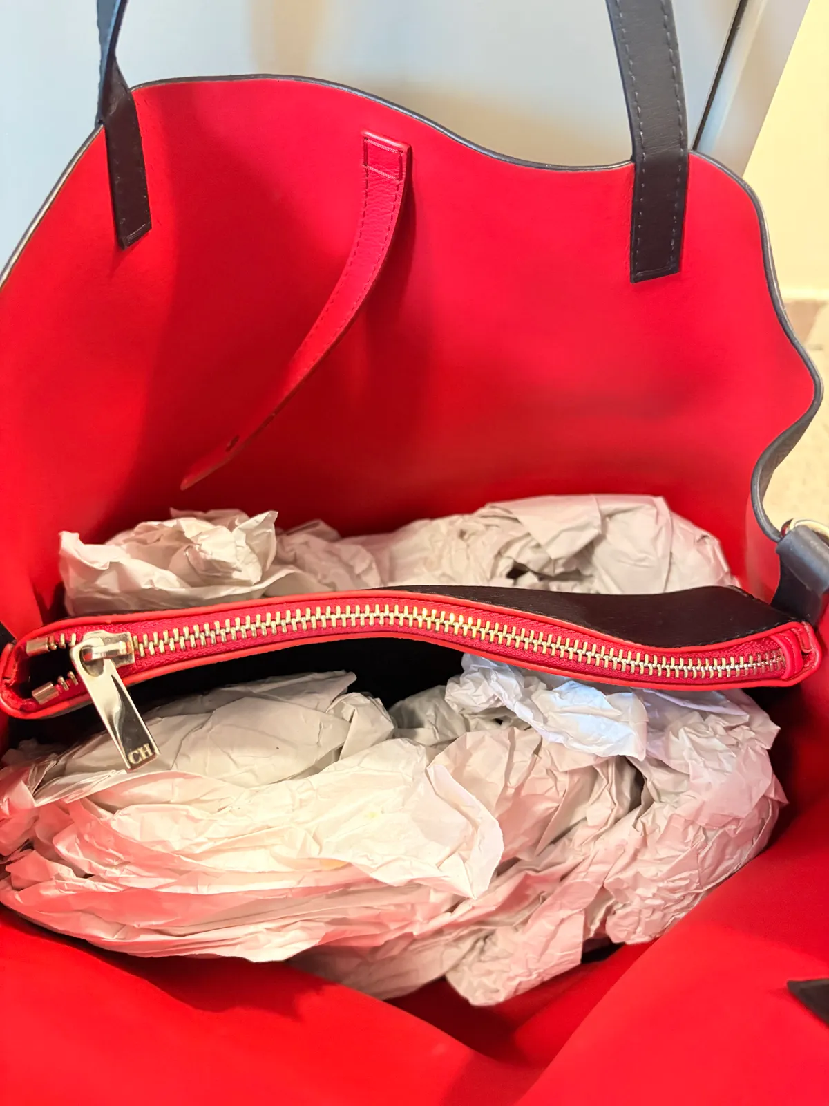 CH Carolina Herrera Matryoshka Locked M Medium Shoulder Bag - Photo 4