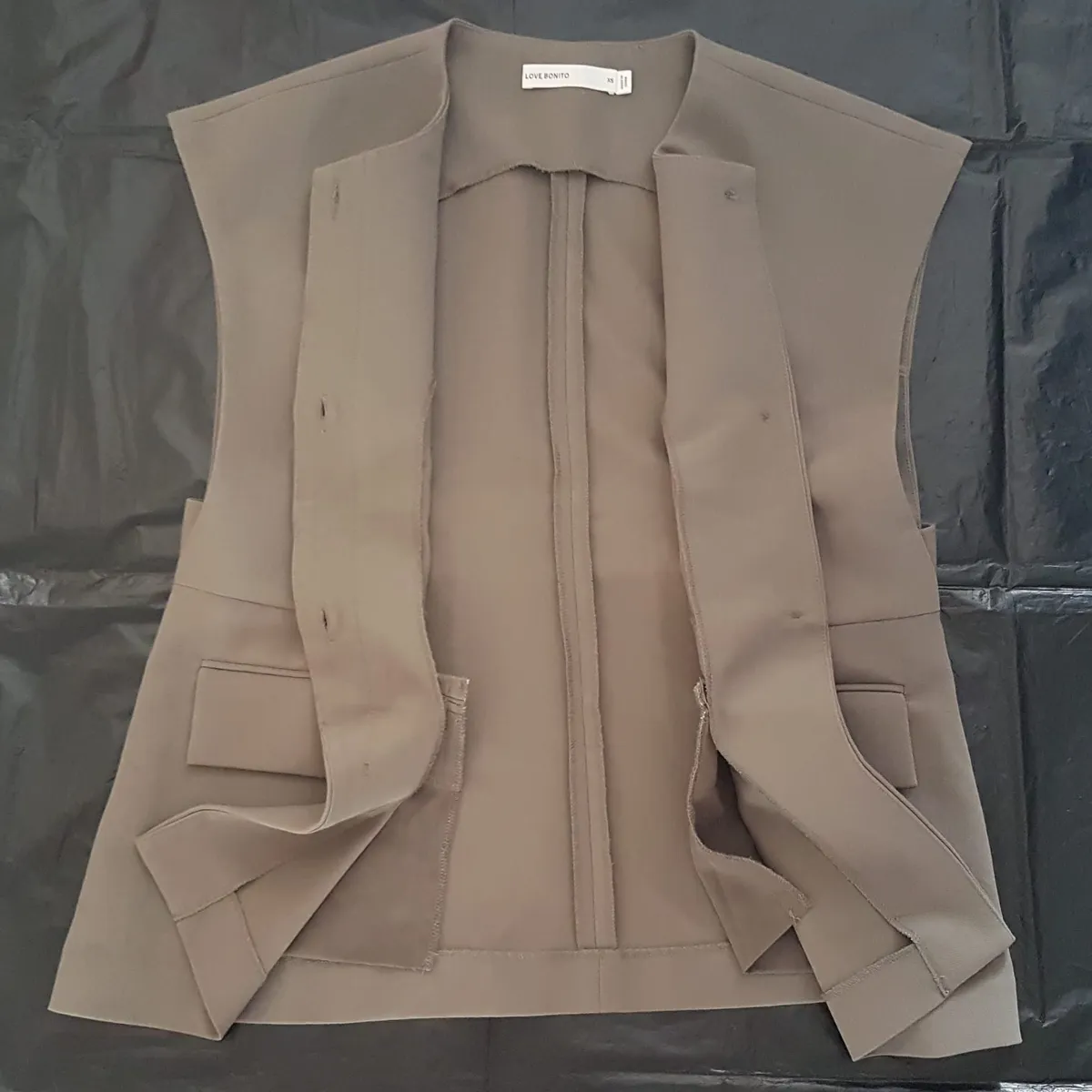 Love, Bonito Love, Bonito RIYO Twill Round Neck Boxy Vest, Size XS, Round Neckline, Straight Boxy Silhouette, Functional front flap Pockets, Structured Twill Fabric, Cosmopolitan, Cool Designer Fashion, Adjustable Back Waist Tab, Timeless Appeal, Urban Style - Photo 4