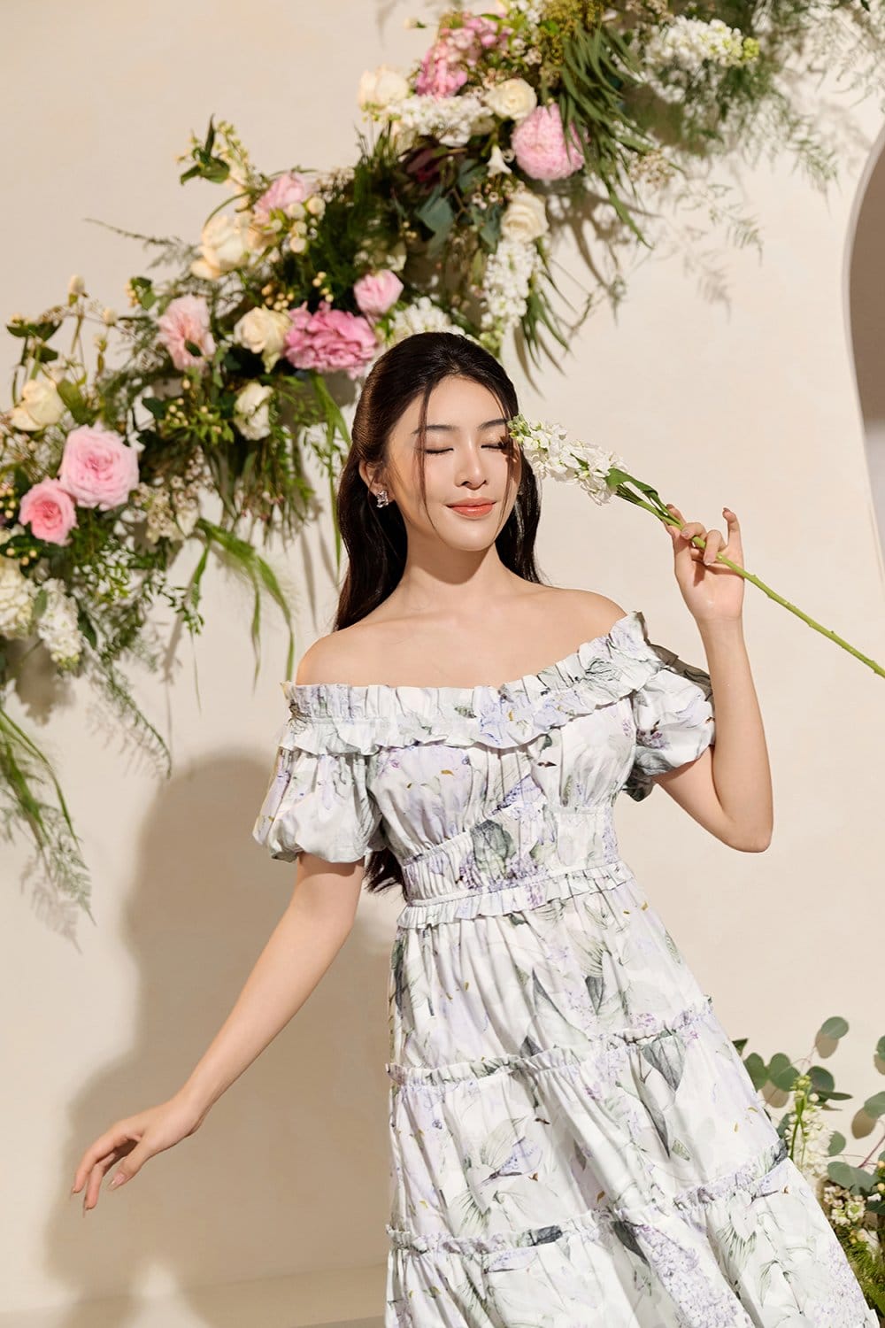 Chello Violette Off Shoulder Maxi Dress in White Whispering Lilac Grove - Photo 3