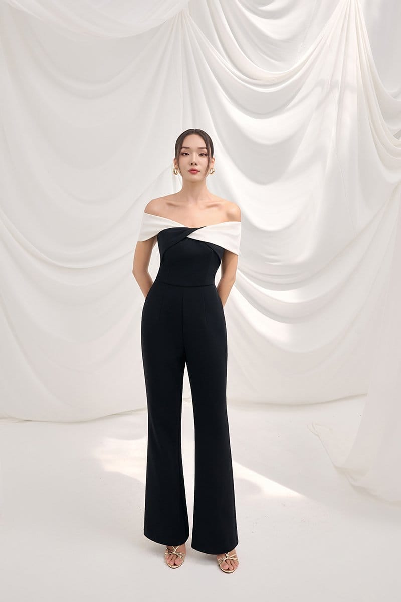 Chello Chello Gabrielle Padded Twist Bust Jumpsuit in Classic Black with White - Photo 3