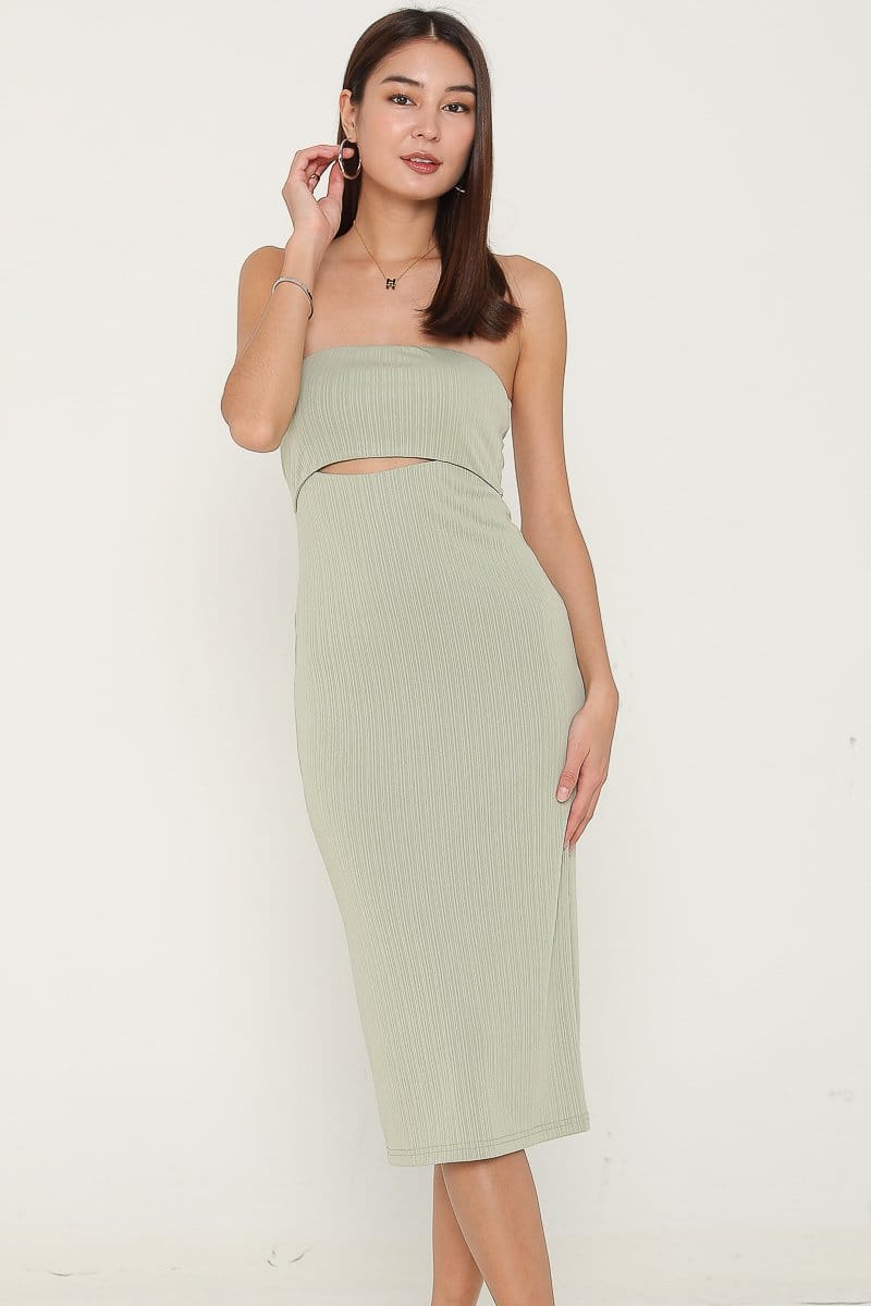 Supergurl Peekaboo Tube Dress - Photo 2