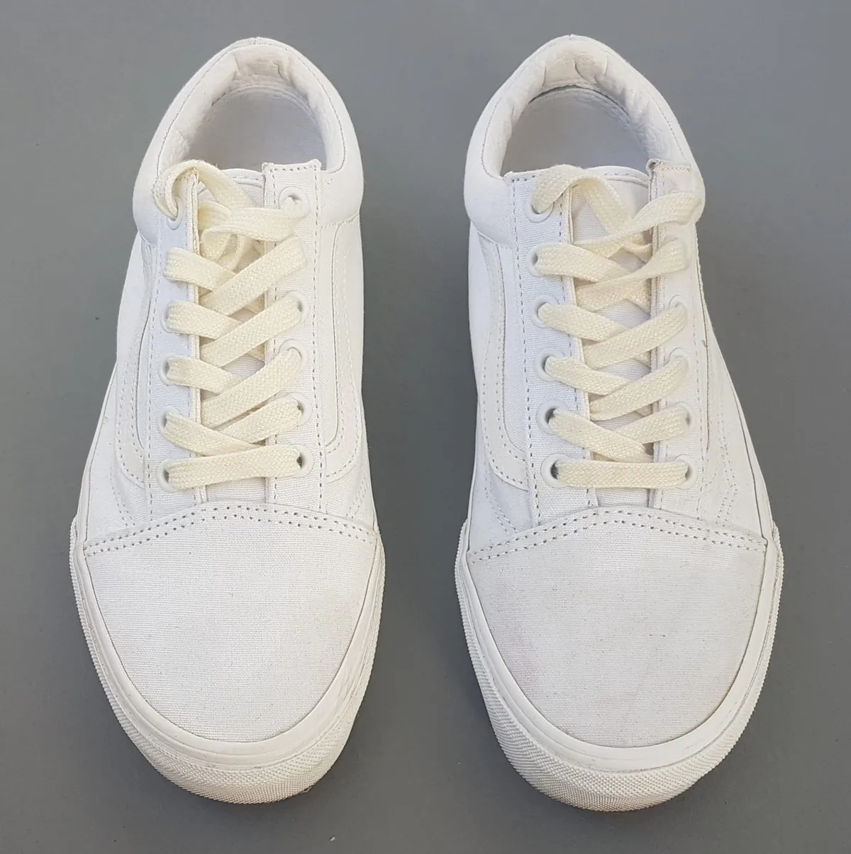 VANS Original Vans ComfyCush Old Skool True White Shoes, US 7.5, UK 5, EUR 38, CM 24, Signature Leather Tonat Side Stripes, OFF THE WALL, Timeless Classic, Pop Culture, Hip Hop, Rock Star, Sophistication, Cult Street Fashion, Everyday Shoes - Photo 6