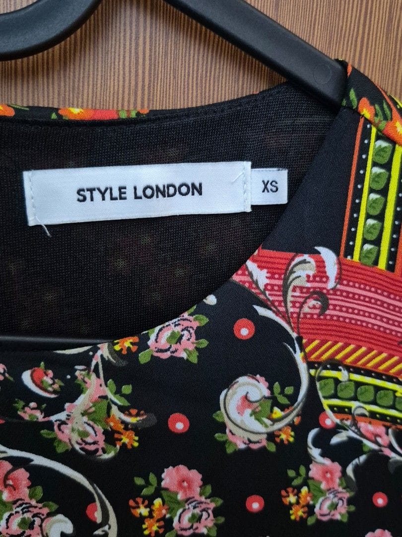 Style London Style London XS Patchwork Dress - Vibrant & Chic - Photo 3