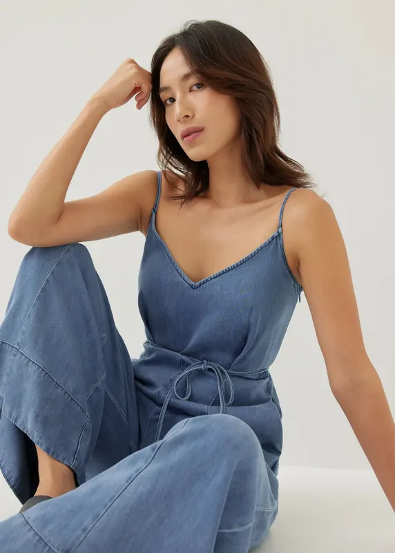 Love, Bonito Love Bonito Aiko Chambray Wide Leg Jumpsuit in Medium Denim Washed in Size XS - Photo 2