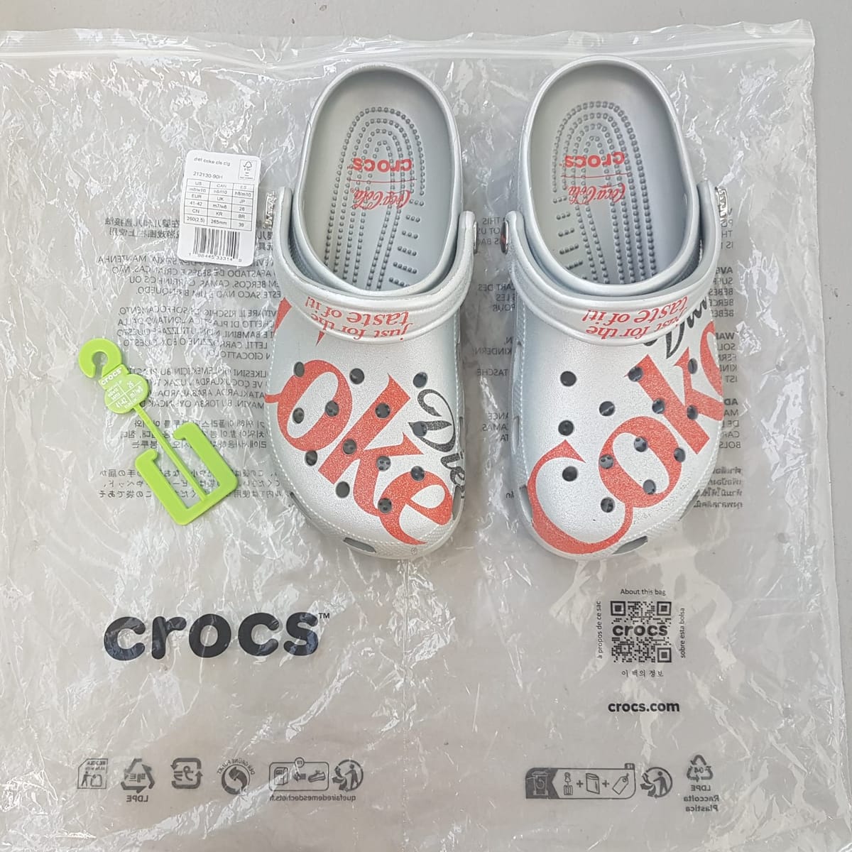 Original CROCS x Coca-Cola Clogs, Cosmopolitan, Limited Edition Model, Silver & Red, COKE Diet Bottle Cap, US 6 (M) 8 (F), Timeless Classic, Cult Street Fashion, Crocs Sandals, Slip-on, Flip-Flop, Slippers, 2026 Coca-Cola Company, Collectors, Hobbyists - Photo 3