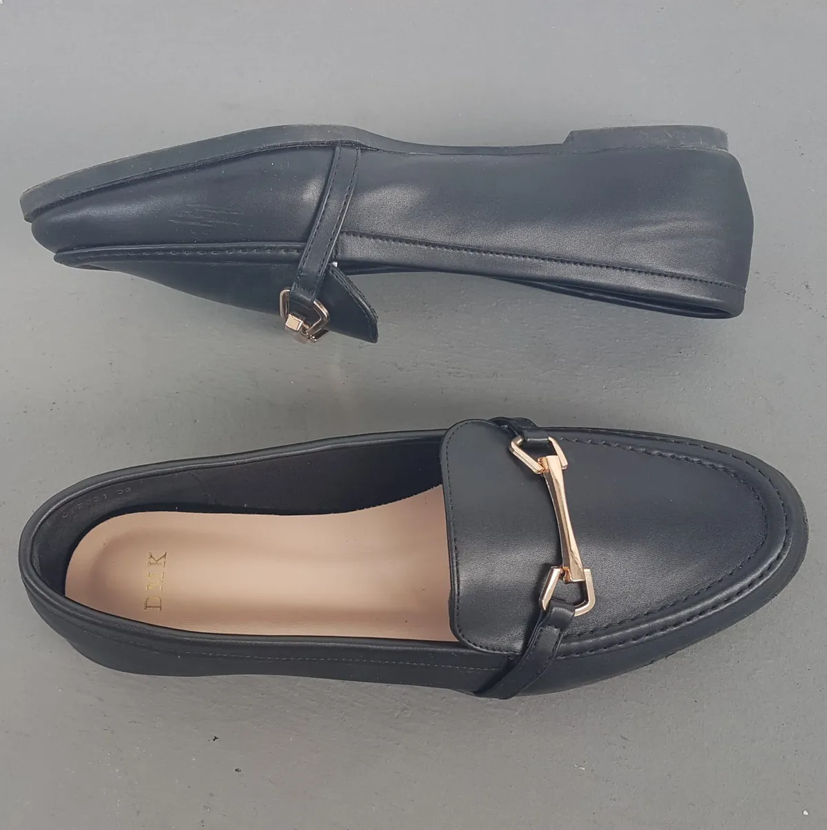 DMK Original DMK Enya Flat Loafers, Cosmopolitan, US 7, EUR 38, Cool Black Slip-on, Sliders, Work Shoes, Gold Ornamental Buckle, Sleek Designer Shoes, Comfortable, Sophistication, Pop Culture, Urban Style, Cult Street Fashion, Everyday Shoes, Timeless Appeal - Photo 2
