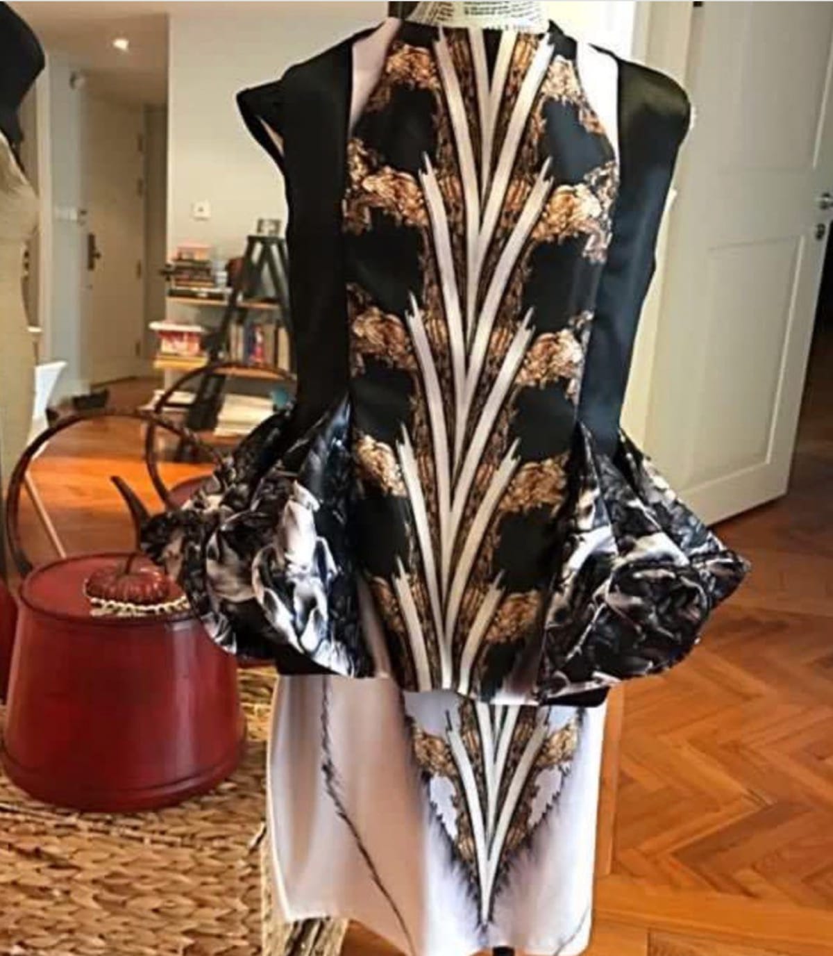 Artistic Avant-Garde Designer