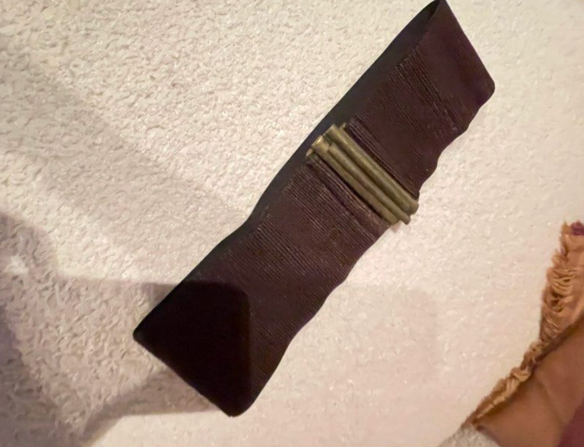 Vintage Elastic Waist Belt with Gold Details (MNG)