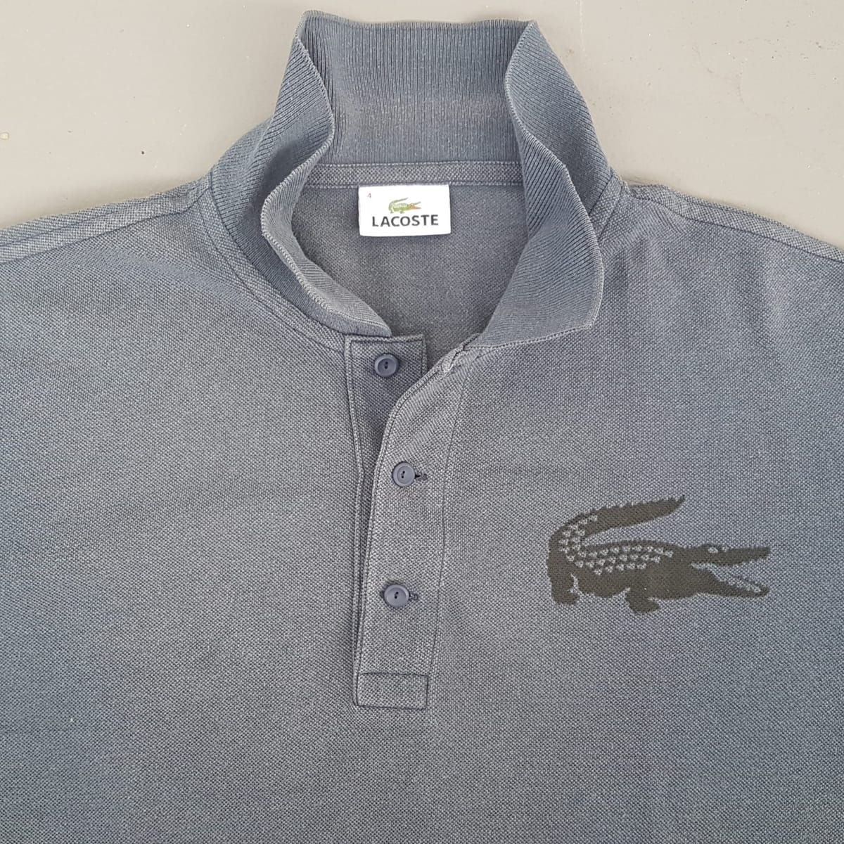 Lacoste Luxury LACOSTE Polo Shirt, Paris, Oversize Lacoste Logo, Versatile Gray Top, Classic 3 Buttons Size 4 Shirt, Cool FRENCH Design, Cosmopolitan, Urban Style, Sophistication, Timeless Appeal, Pop Culture, Summer Holidays, Resort Living, Cult Street Fashion - Photo 3