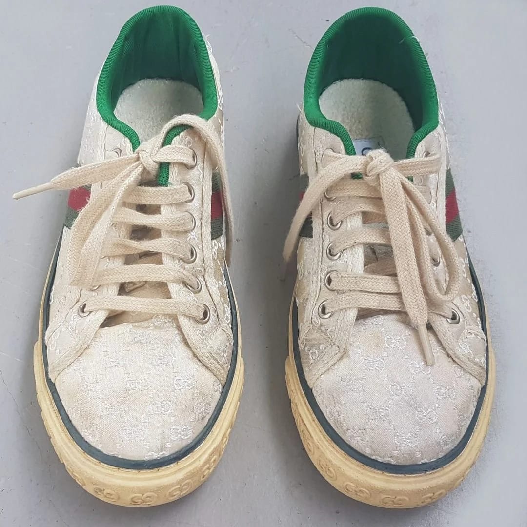 Luxury GUCCI Tennis 1977 Sneakers, made in ITALY, Size 37, Cool GUCCI Monogram, Retro Off-White Low-Cut Shoes, GUCCI Red & Dark Green Colors - Photo 3