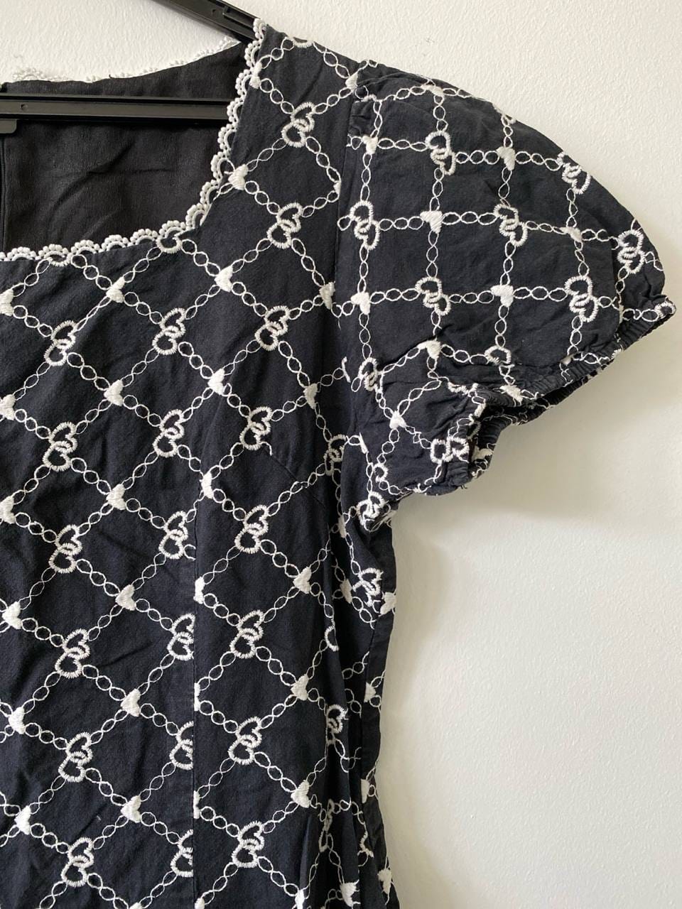 Unbranded Navy Puff Sleeved Dress With Pockets And White Heart Pattern (M) - Photo 2