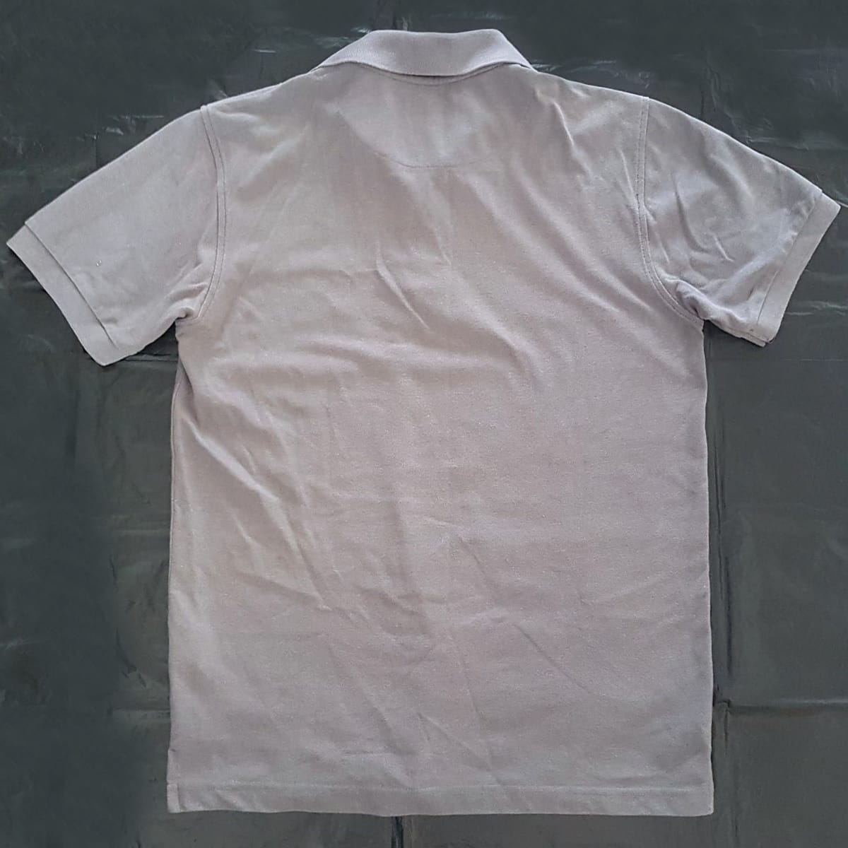 Hermès Hermès Paris Polo Shirt, Cool Gray Top, Red Hermès Logo, Cosmopolitan, Sleek 3 Buttons Polo Design, Luxury Lifestyle, Timeless Appeal, Urban Style, Sophistication, Streetwise, Pop Culture, Geek, Cult Street Fashion, Models, Runway, Catwalk - Photo 6