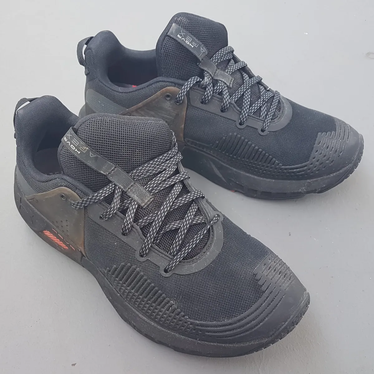 UNDER ARMOUR Original UA HOVR™ Apex Training Shoes, US 10, UK 9, EUR 44, CM 28, UA Black Sneakers, Orange Accents, Cosmopolitan, Versatile Cross Trainer, Urban Style, Soft Running Cushioning, Weightlifting Stability, Timeless Appeal, Pop Culture, Cult Street Fashion - Photo 6