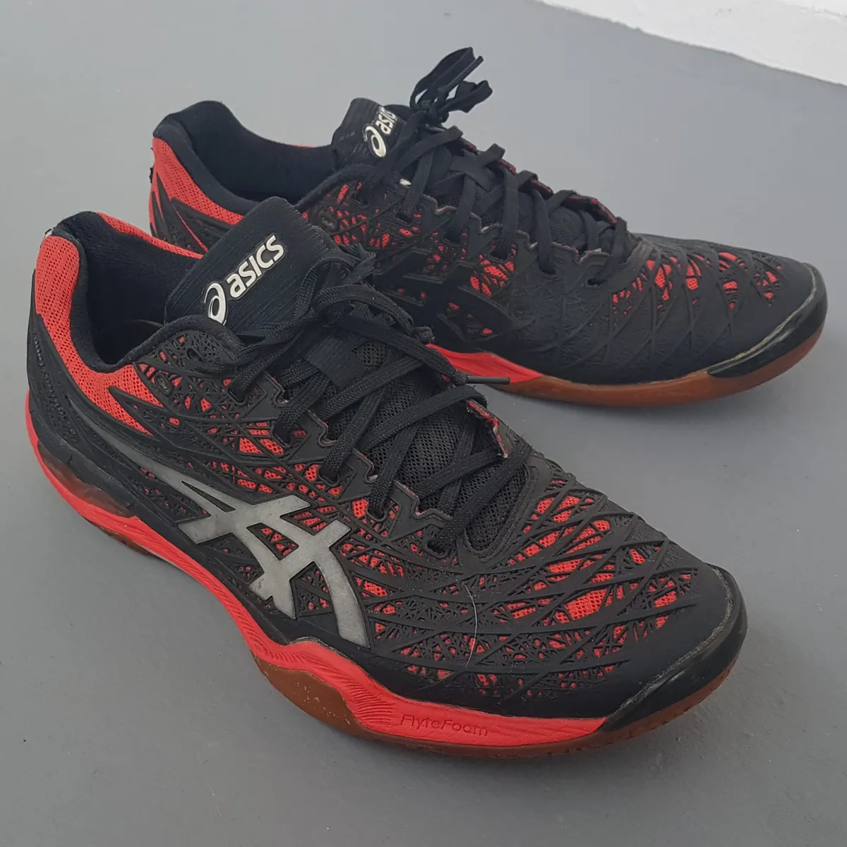 Asics Original Asics Court Control FF Sneakers, JAPAN, Cosmopolitan, EUR 44.5, US 10.5, UK 9.5, Fiery Red & Black Shoes, Silver Accents, Sophistication, FLYTE Foam Midsole, Lightweight Cushioning, Urban Style, Pop Culture, Badminton, Squash, Volleyball - Photo 7
