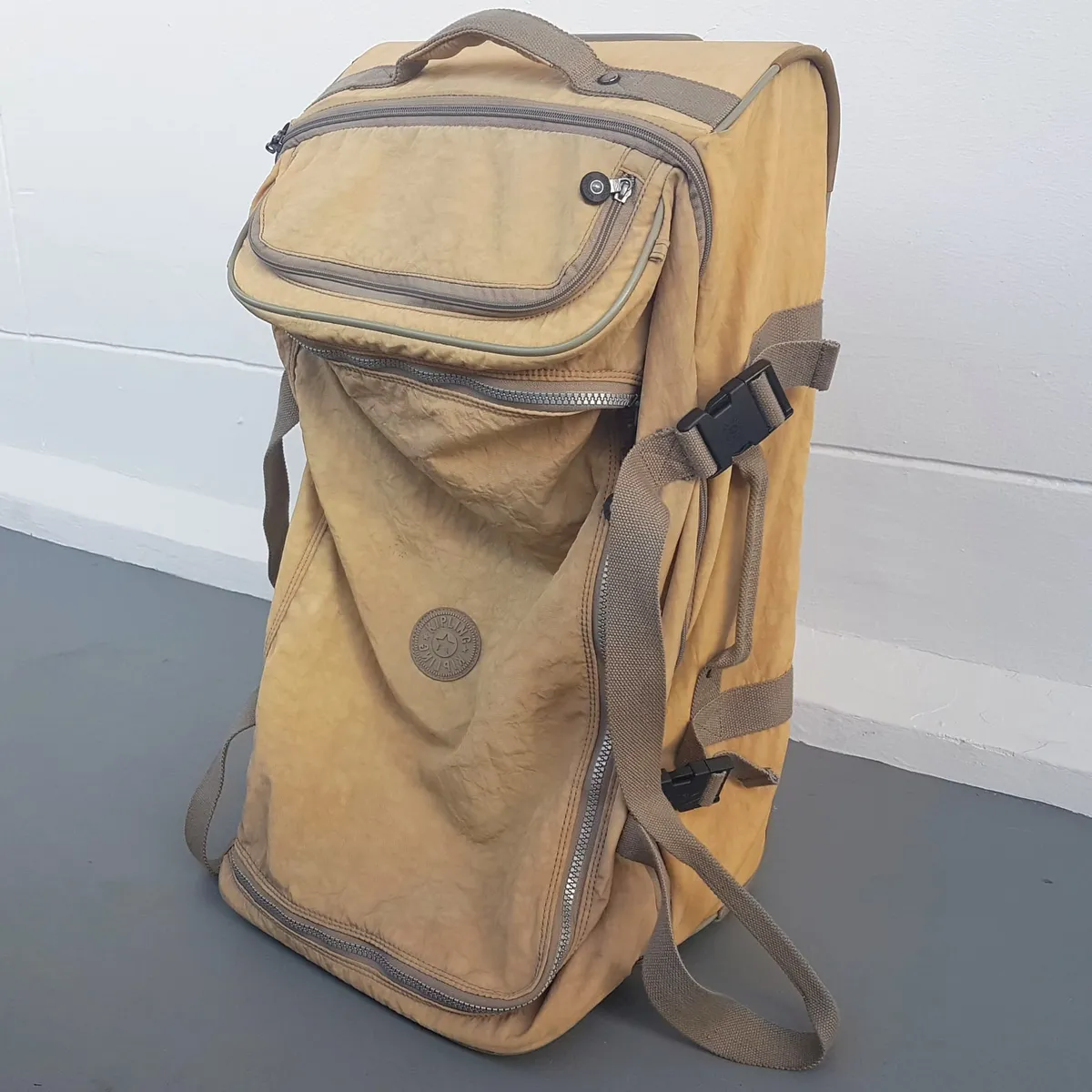 KIPLING Original KIPLING Luggage Bag, from Belgium, Khaki Kipling TEAGAN Model, Wheel Trolley, Retractable Handle, Interior with Kipling Monogram, RETAIL $418, Duffel, Business Pack, Travel Bag, Hand carry, Cult Street Fashion, Multi-Functional Use - Photo 4