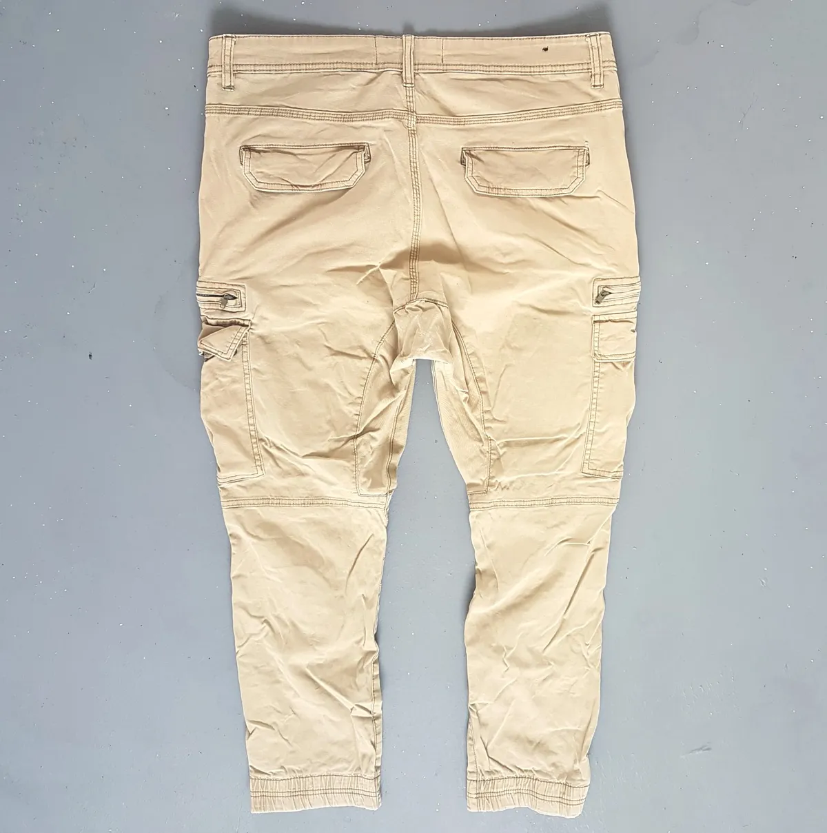 Urban Jogger URBAN JOGGER Size 36, Khaki Jogger Pants, Cool Cargo Pants, Cosmopolitan, Designer Bottoms, Stylish Trousers, Cuff Zipper Ankle, Active Lifestyle, Pop Culture, Hip Hop, Rock Star, Sophistication, Streetwise, Timeless Appeal, Everyday Fashion, Roadster - Photo 6