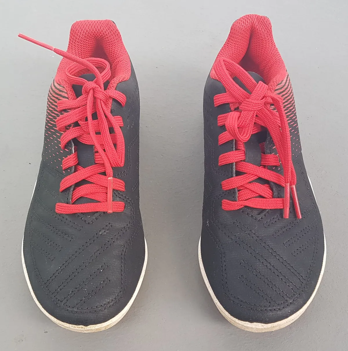 KIPSTA KIPSTA Football Boots, AGILITY 100 Model, US 12.5 C, UK 11.5C, EUR 30, CM 18.5, Soccer Turf Cleats, Kids Shoes, Teens Sneakers, Cosmopolitan, Cool Decathlon Futsal Design, Indoor or Outdoor, Active Lifestyle, Sophistication, Urban Style, Timeless Appeal - Photo 4