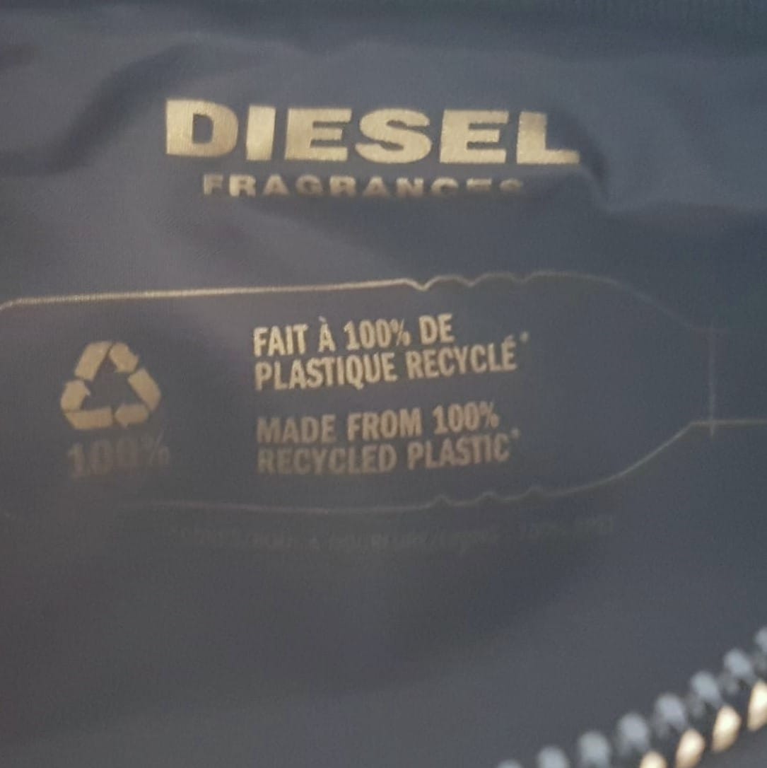 Diesel from ITALY Original DIESEL Waist Pouch, ITALY, Cool Fanny Pack, Black Belt Bag, Gold Lion Logo, Sleek Model, Diesel Spirit of the Brave, Cosmopolitan Clutch, Limited Edition Satchel, Intricate Design, Sophistication, Luxury Living, Pop Culture, Cult Street Fashion - Photo 6