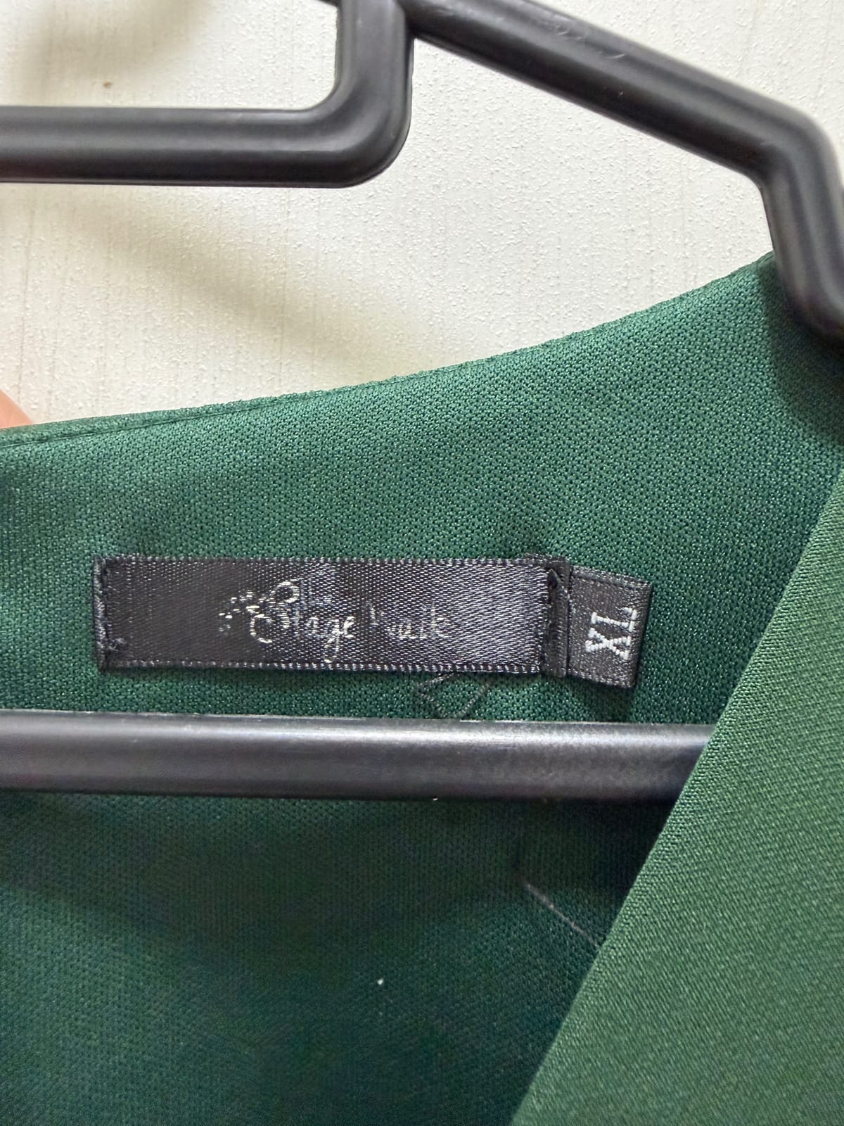 Chic Green Buttoned Jumpsuit - Photo 3