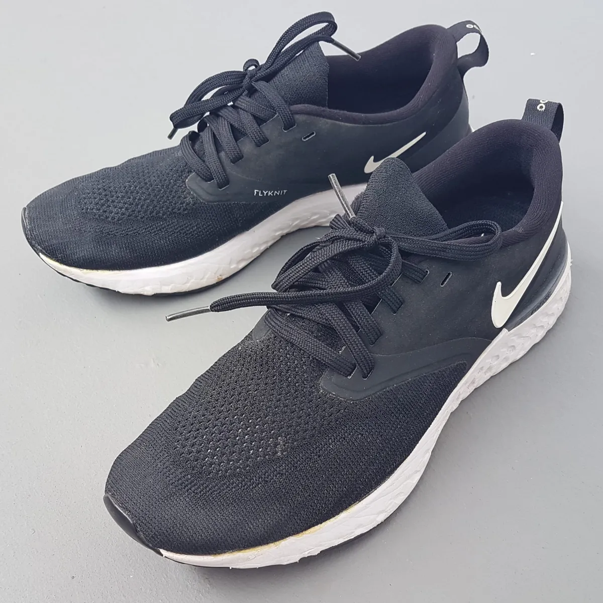 Adidas Original NIKE Black Running Shoes, Nike Odyssey REACT 2 FLYKNIT Sneakers, US 7, UK 5, EU 38, CM 24.5, White Swoosh Logo, Cosmopolitan, Urban Style, Pop Culture, Sophistication, Streetwise, Roadster, Active Lifestyle, Everyday Shoes, Cult Street Fashion - Photo 5